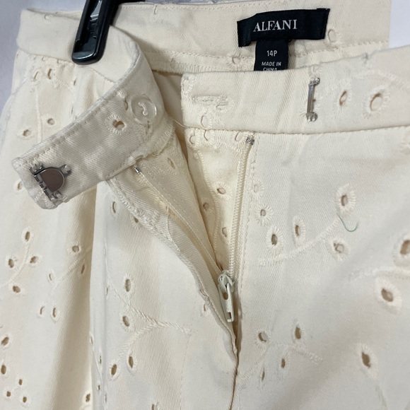 NWT 14P Alfani Antique White Dresses Eyelet Lined Ankle Trouser Pants - Picture 5 of 10